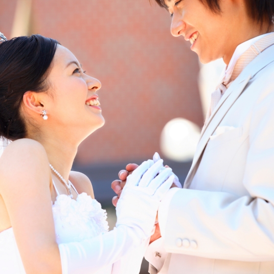 横浜で再婚したいカップル